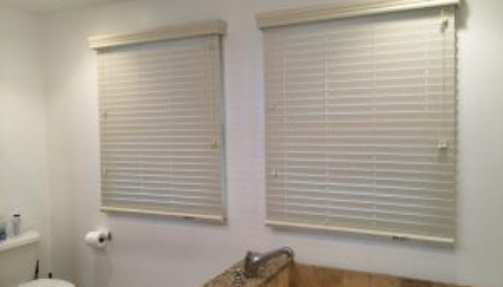 different types of window blinds